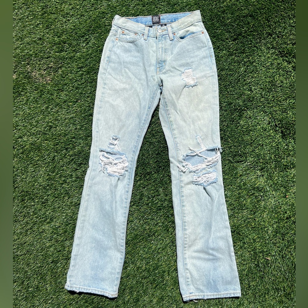 ABSURDLY cute high waisted bootcut. Super flattering